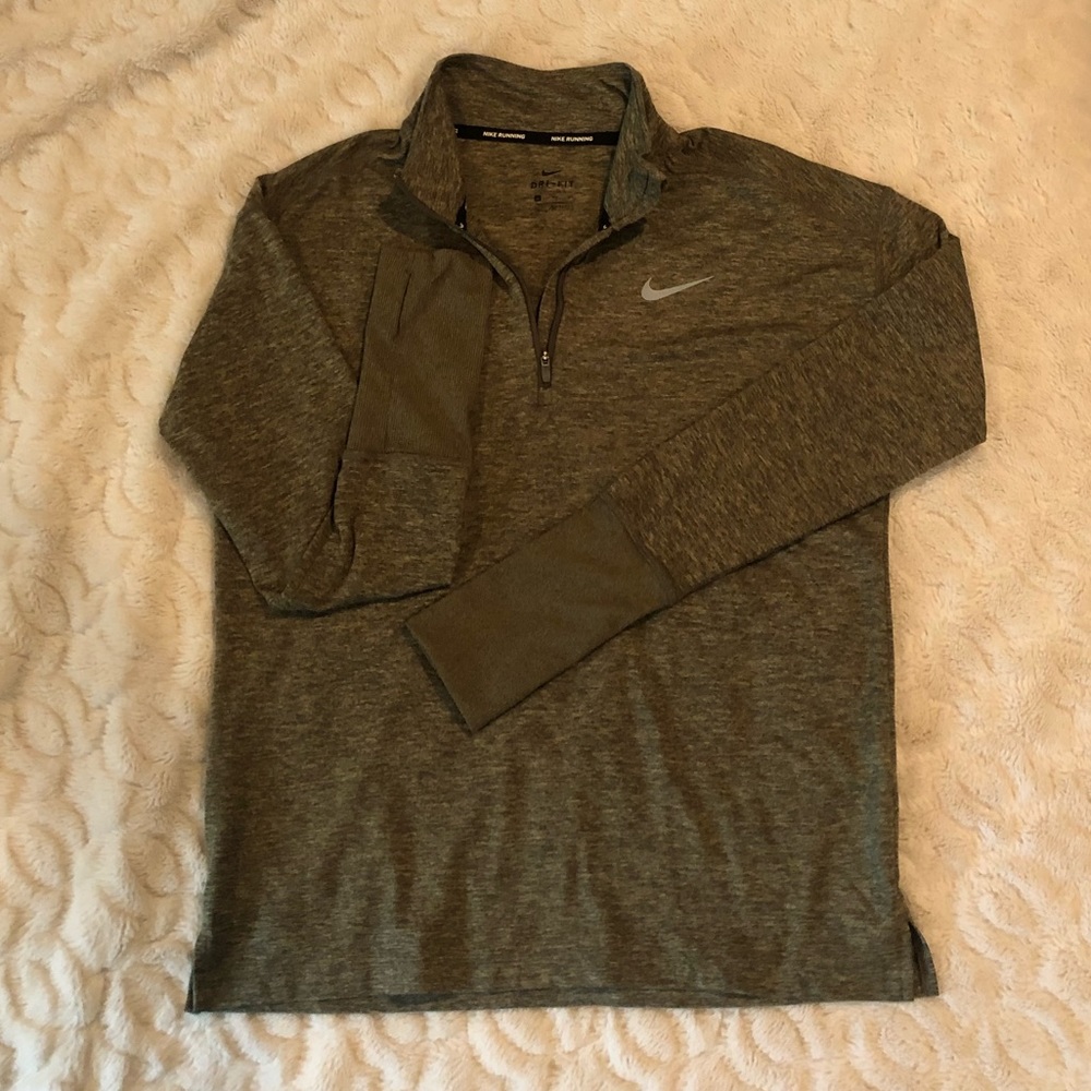 Nike quarter zip pullover